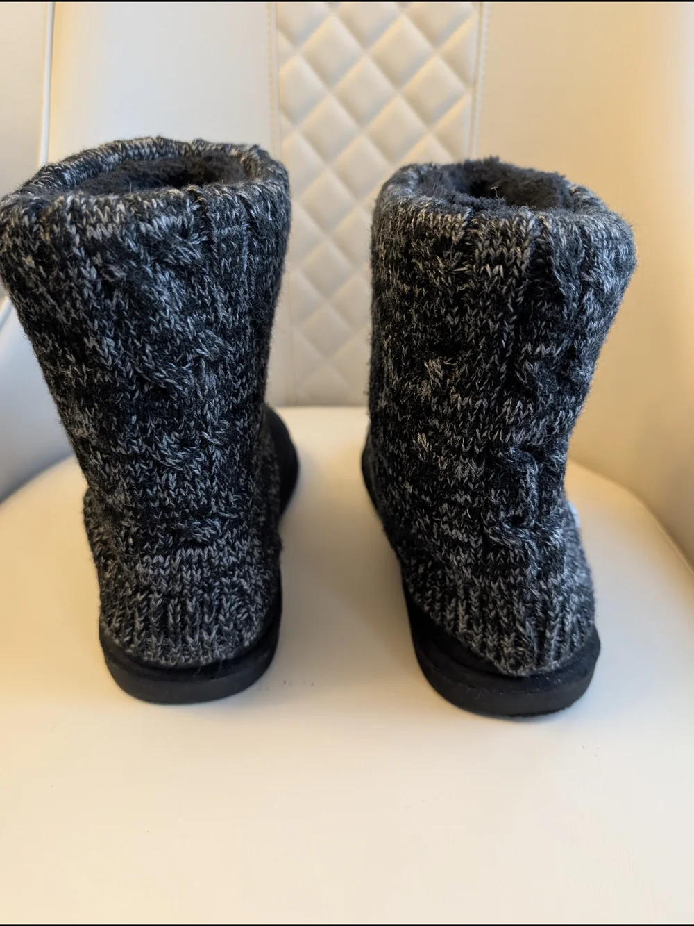 Cozy Knit Cuff Women's Sz 8 Winter Boots - Black/Grey